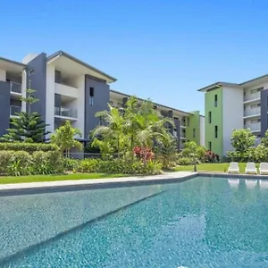 Saltwater On The Peninsula Kawana Waters